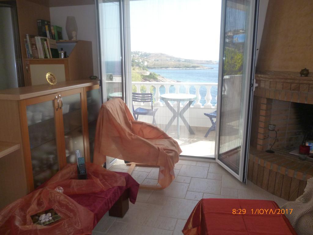 فيلا Perigiali Seaside Vromopousi المظهر الخارجي الصورة